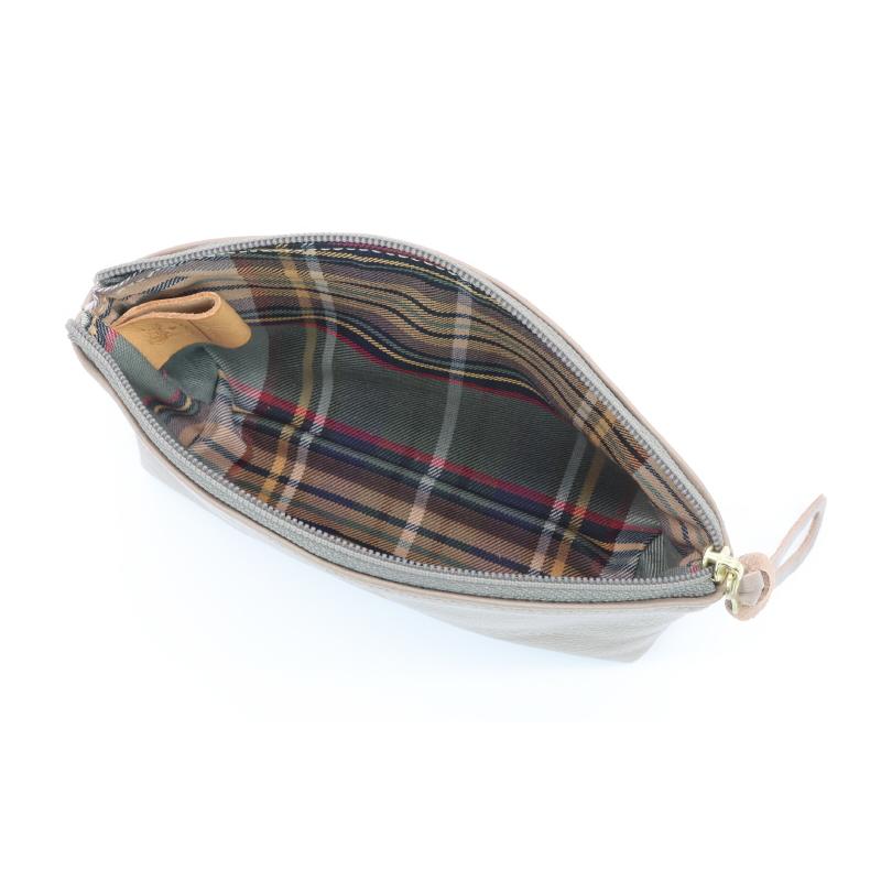 IL BISONTE（イルビゾンテ） ポーチ レザー ラウンドトップ ポーチ