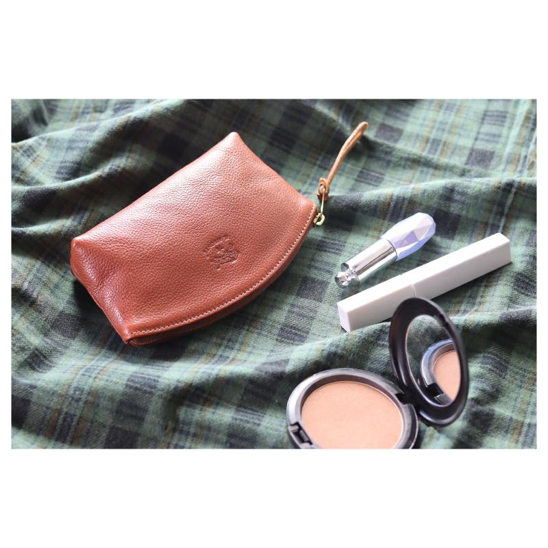 IL BISONTE（イルビゾンテ） ポーチ レザー ラウンドトップ ポーチ