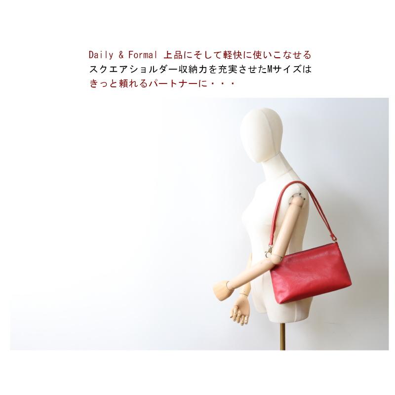 IL BISONTE（イルビゾンテ） バッグ スクエア 2wayレザーショルダー