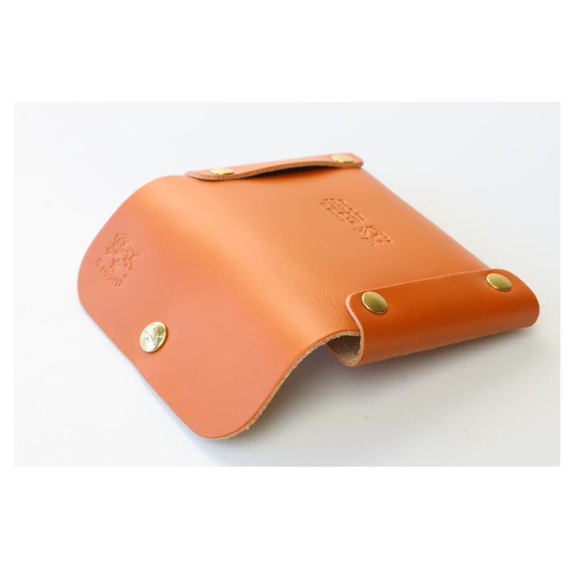 国内即発【IL BISONTE】イルビソンテ リング付きカードケース イルビゾンテ カードケース 名刺入れ IL BISONTE フラップワン