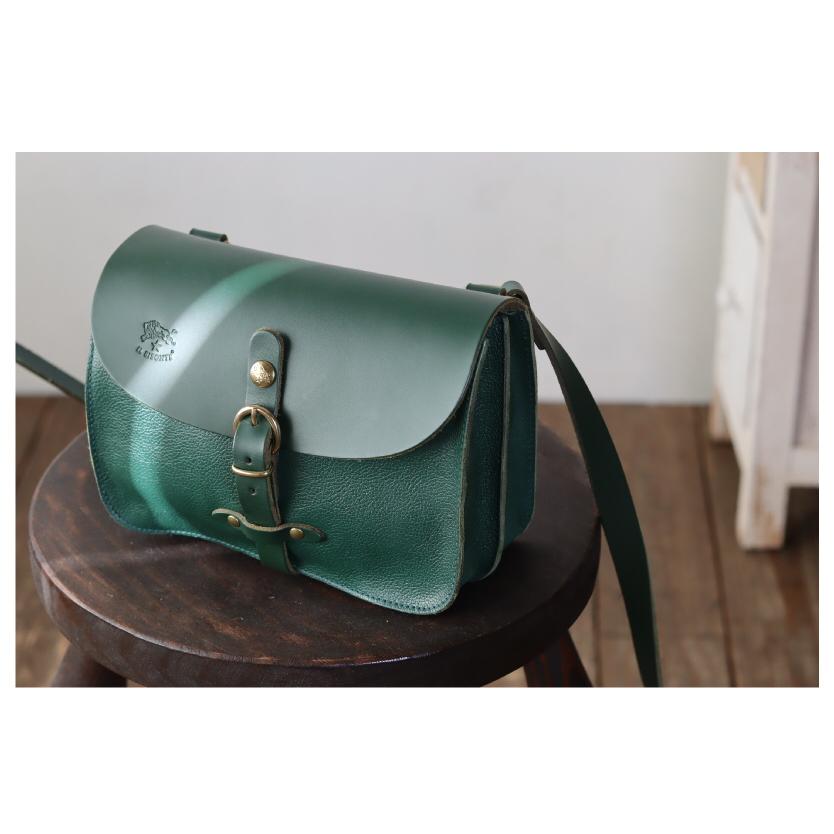 IL BISONTE（イルビゾンテ） バッグ クオイエット フラップ ポシェット