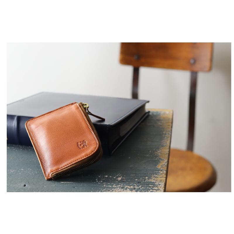 美品　IL BISONTE コインケース コンパクト財布 IL BISONTE イルビゾンテ 財布 コインケース マルチ ジッパー