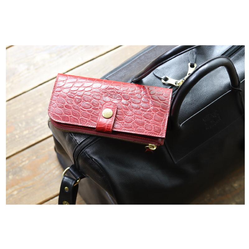 未使用IL BISONTEイルビゾンテ　レザー長財布　クロコ型押し　黒　ブラック IL BISONTE イルビゾンテ 財布 ロングウォレット（クロコ型押し