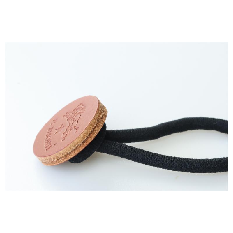 犬用品 WATER DOG GARDEN 革皮コンチョアクセサリー ビブ