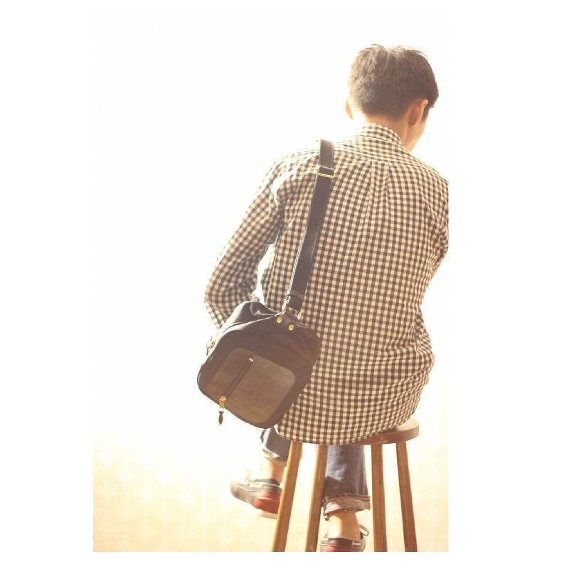 IL BISONTE（イルビゾンテ） バッグ キャンバス ボディーバッグ