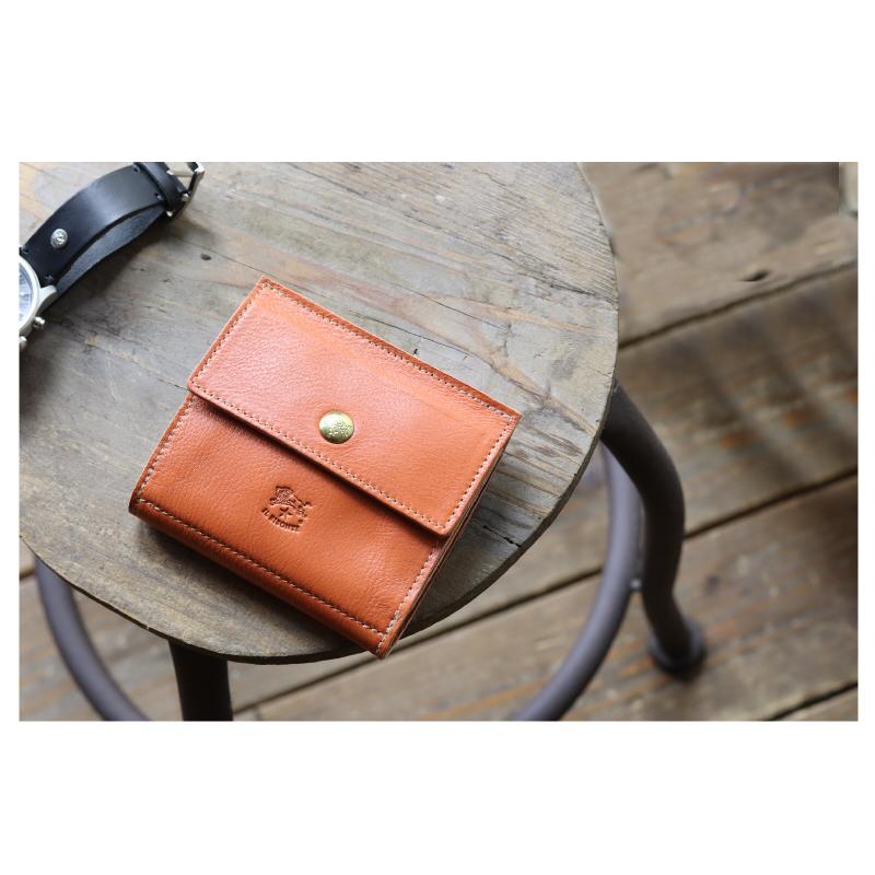 新品未使用❗️19800円で販売中❗️ IL BISONTE イルビゾンテ 財布 IL BISONTE（イルビゾンテ） 財布 IL BISONTE 2つ折りガマ口ウォレット