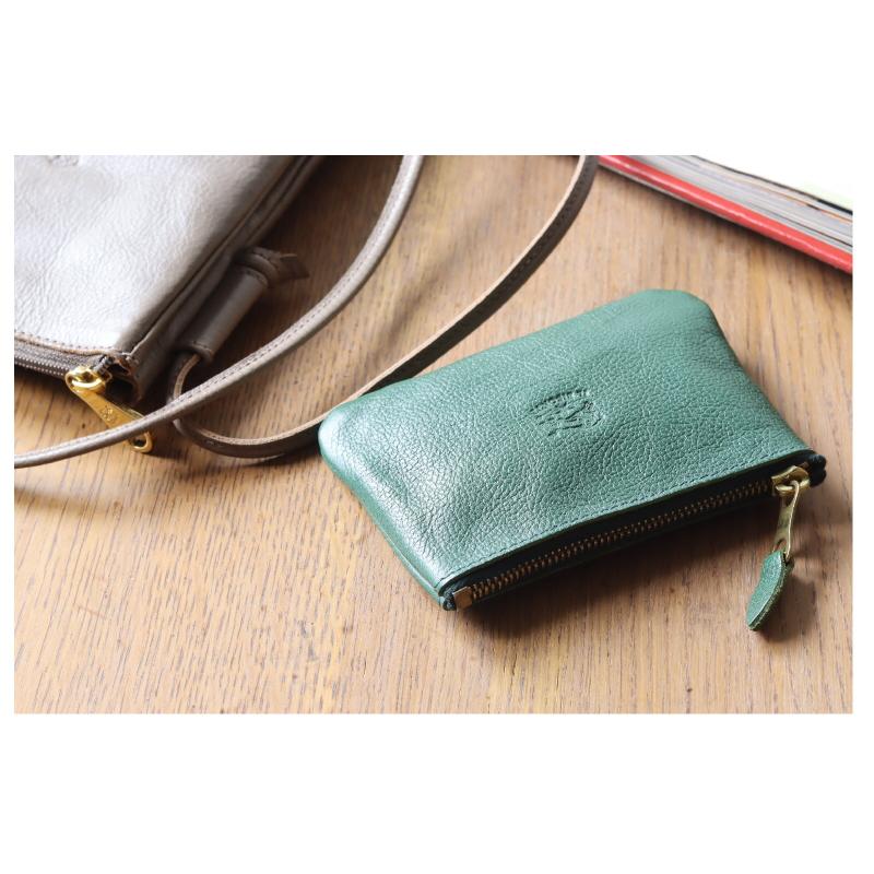 【新品未使用】イルビゾンテ コインケース ☆ピスタチオ（グリーン）☆ IL BISONTE（イルビゾンテ） 財布 コインケース スクエア ジップコイン