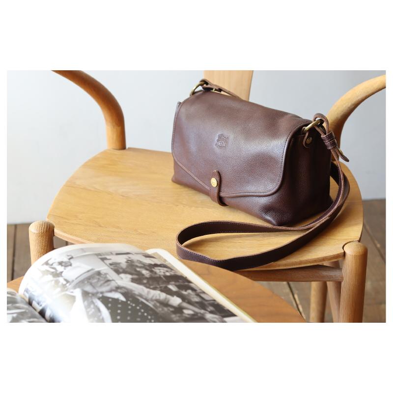 IL BISONTE（イルビゾンテ） バッグ IL BISONTE 2WAY フラップ