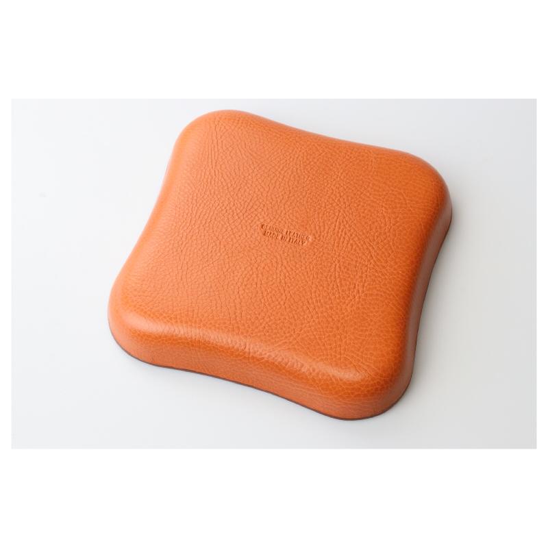 IL BISONTE（イルビゾンテ） トレイ レザートレイ マネートレイ 小物