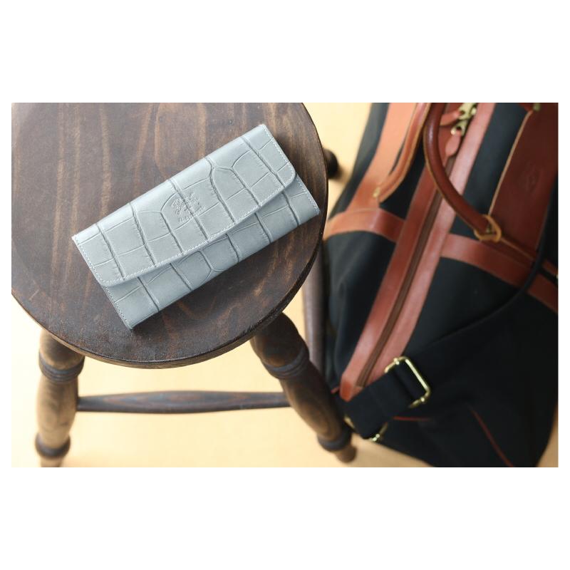 イルビゾンテ 財布 IL BISONTE ラウンドフラップ ロングウォレット(クロコ型押し) 長財布  54_1_ 54202313140 メンズ レディース ( 商品番号 IB-20-13140 )の画像