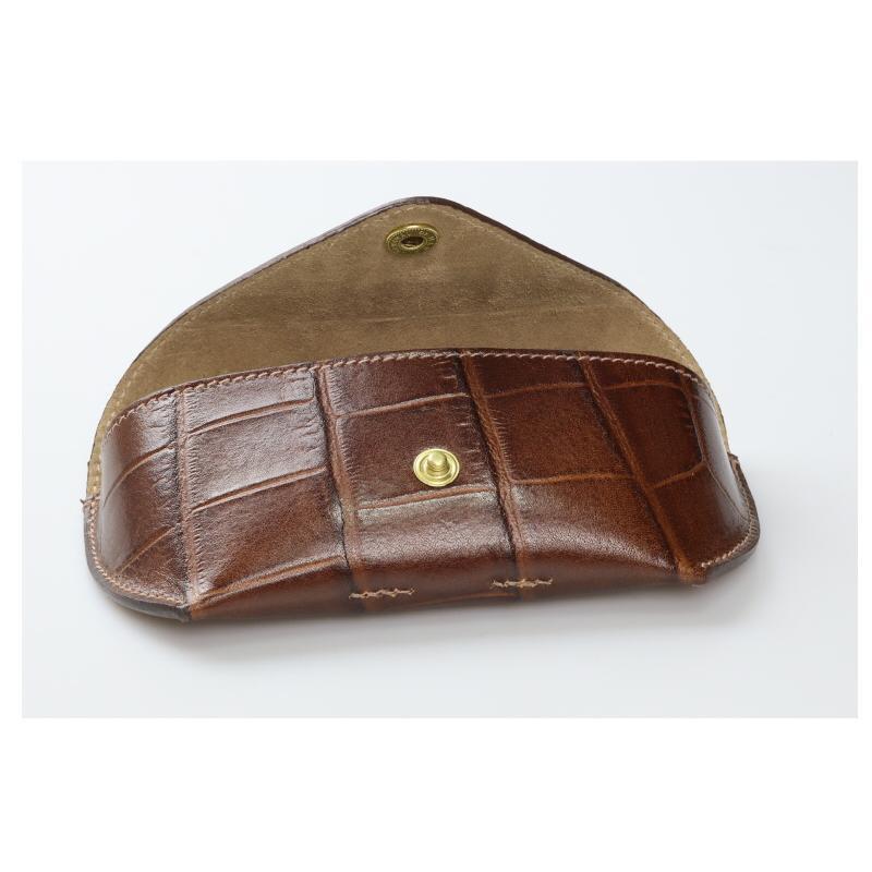 IL BISONTE（イルビゾンテ） メガネケース レザーフラップ眼鏡ケース