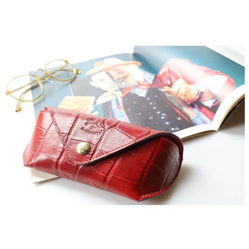 IL BISONTE（イルビゾンテ） メガネケース レザーフラップ眼鏡ケース