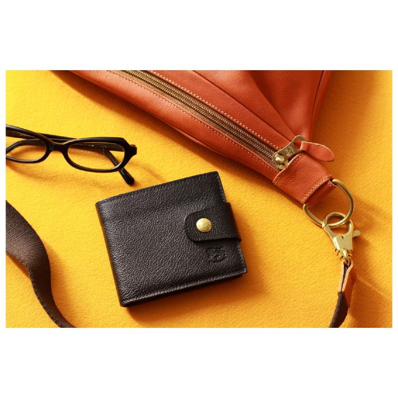 三つ折り　ダブルフラップ　ヌメ革　折り財布　イルビゾンテ　レザー　ブラック 三つ折り ダブルフラップ ヌメ革 折り財布 イルビゾンテ レザー