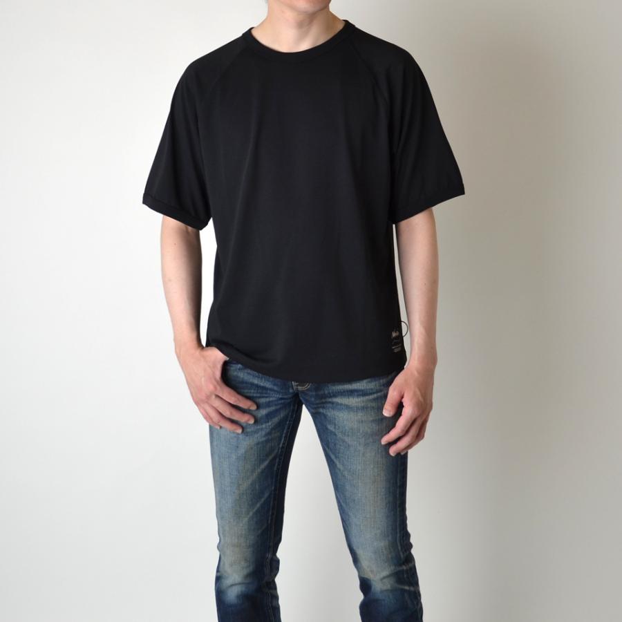 黒い半袖ラグランスリーブウェア NANGA（ナンガ） DRY MIX RAGLAN SLEEVE S/S TEE ドライミックス