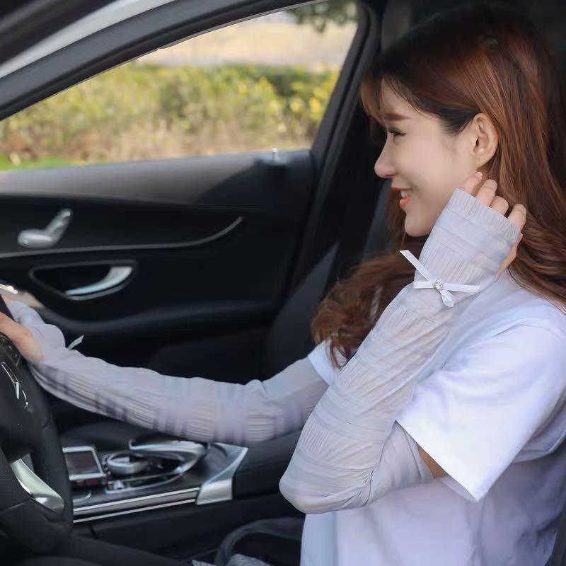 UVカットフリル アームカバー 指穴付き ピンク ホワイト パープル グレー ブラック ベージュ イエロー FS2 |  | 01