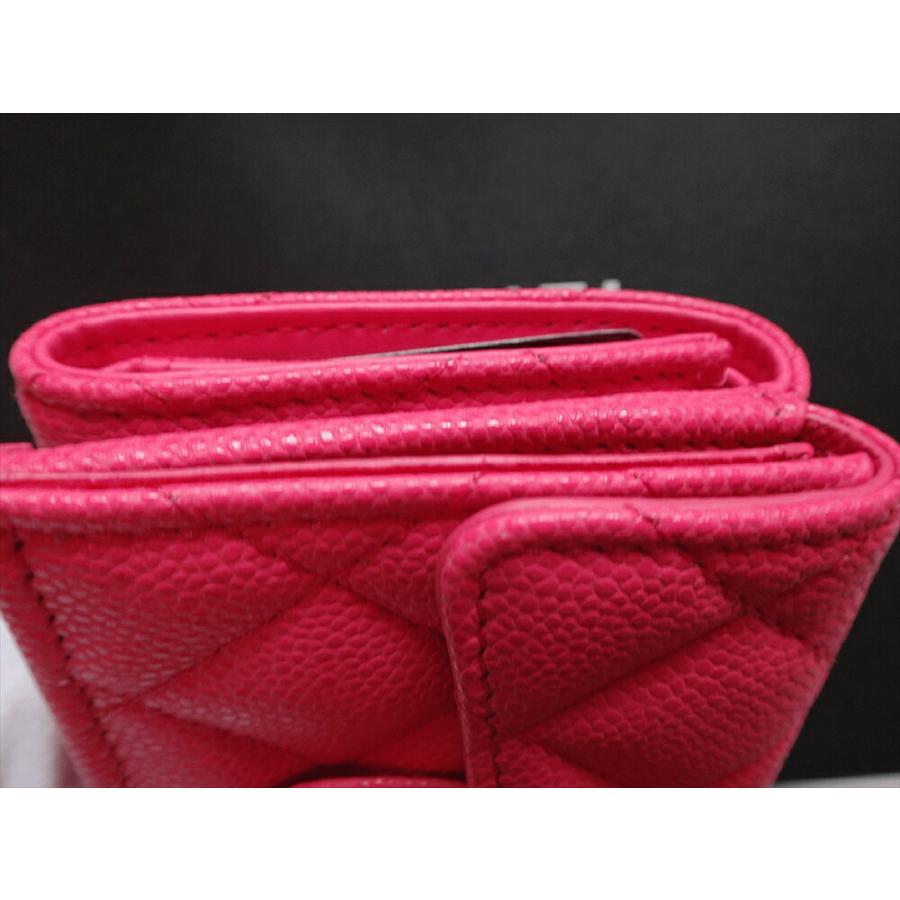 CHANEL 新品 シャネル 財布 キャビア 三つ折りサイフ ピンク CHANEL 新品 シャネル 財布 キャビア 三つ折りサイフ ピンク