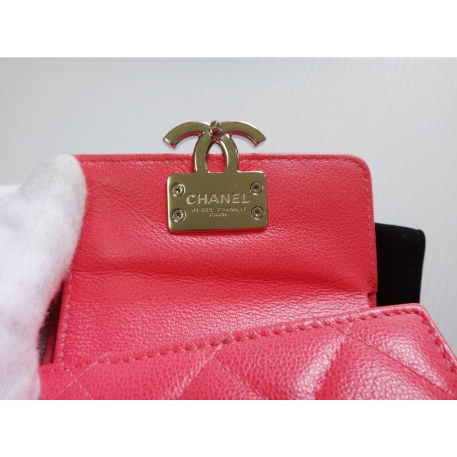 CHANEL 美品 シャネル財布 キャビアスキン ハーフココ 折り財布 CHANEL 美品 シャネル財布 キャビアスキン ハーフココ 折り財布