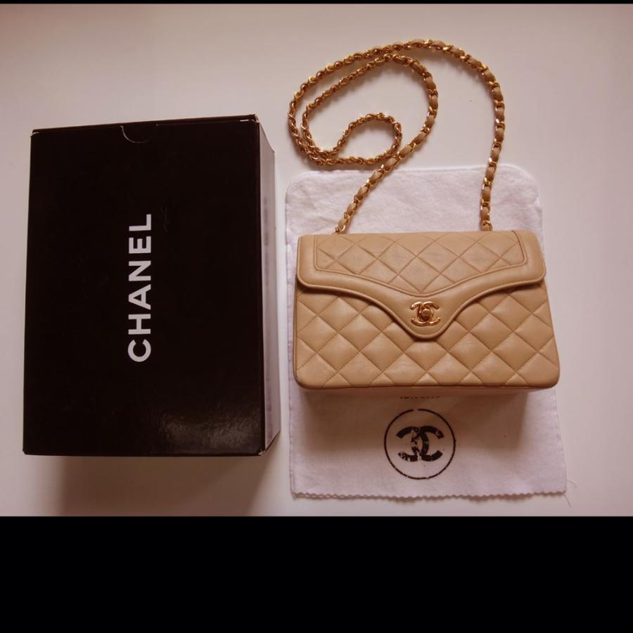 CHANEL シャネル バッグ マトラッセ チェーン ショルダー20cm CHANEL シャネル バッグ マトラッセ チェーン ショルダー20cm