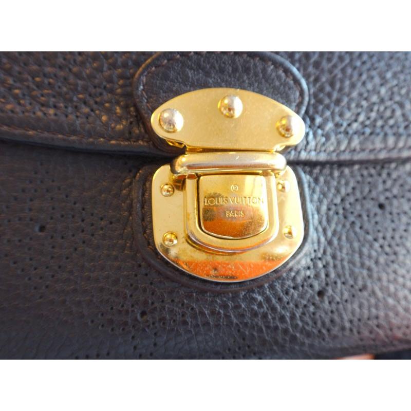 LOUIS VUITTON Louis Vuitton ルイヴィトン 長財布 マヒナ 