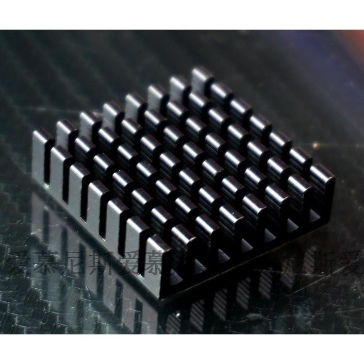 HT28B  アルミヒートシンク　28*28*8　黒色 | 