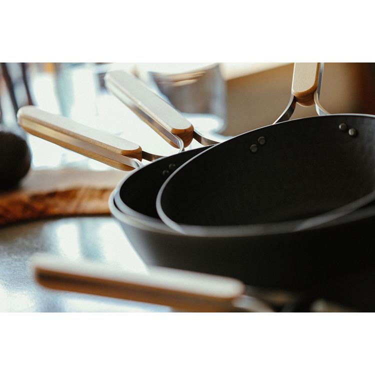 enzo 日本製 燕三条 女性も振れる中華鍋 22cm 炒め料理に ガス火・IH