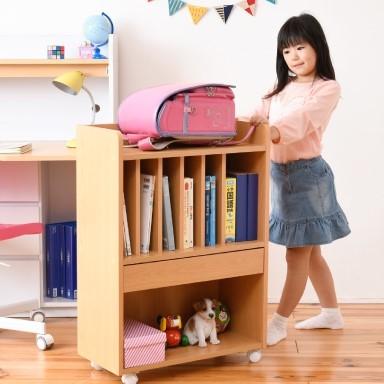 ランドセルラック 多機能 幅60 高さ85 奥行30 ランドセル 収納 子供部屋 キャスター付き 木製 本棚 子供 スリム ナチュラル 代引不可