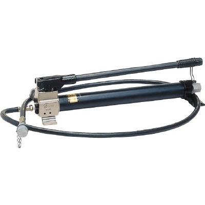 泉 手動式油圧ポンプホース2ｍ付 HP700A 電設工具・油圧式圧着工具