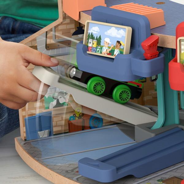 21年レディースファッション福袋特集 きかんしゃトーマス Hbj81 パーシーとティドマス機関庫 ライトブラウン 木製 マテル 玩具 おもちゃ Www Ahmedalqadasi Com