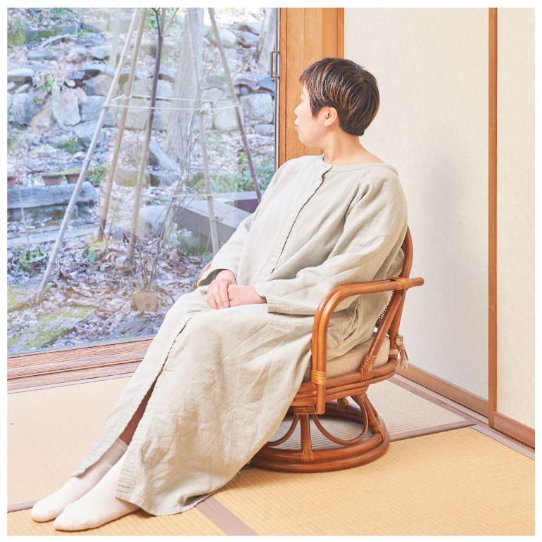 椅子 ラタン チェア 肘掛け付き ラタン回転椅子ミドル 籐 天然素材