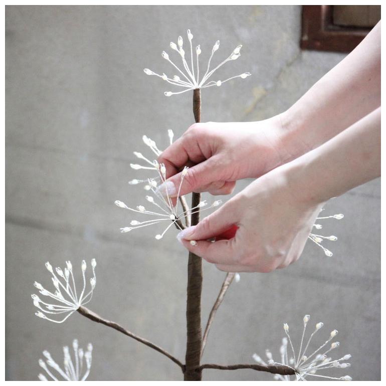 秋冬の主役◎ LEDブランチツリー クリスマスツリー 北欧風 おしゃれ 足元 90cm USB式 LEDツリー 枝 照明 ライト 電飾 イルミネーション ブロッサム かわいい SPICE 【1765050244】(10329円)