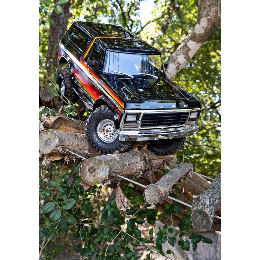 トラクサス TRX4 フォード1979 ブロンコ中古品 トラクサス TRX4 フォード 1979 ブロンコ クリップレスボディ RTR サン