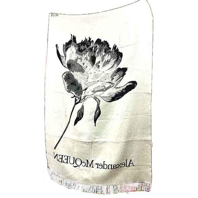 【未使用】【新古品】Alexander McQueen アレキサンダー・マックイーン 小物 大判 ひざ掛け 定価13万 ブランケットの画像