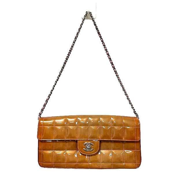CHANEL（シャネル） 【中古】CHANEL チョコバー マトラッセ ショルダー 