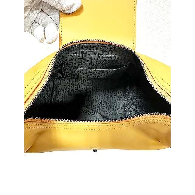LONGCHAMP（ロンシャン） 【中古】【美品】LONGCHAMP ル プリアージュ 