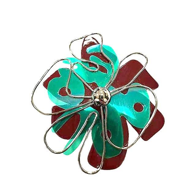 MARNI （マルニ）花モチーフ ブローチ MARNI （マルニ）花モチーフ ブローチ