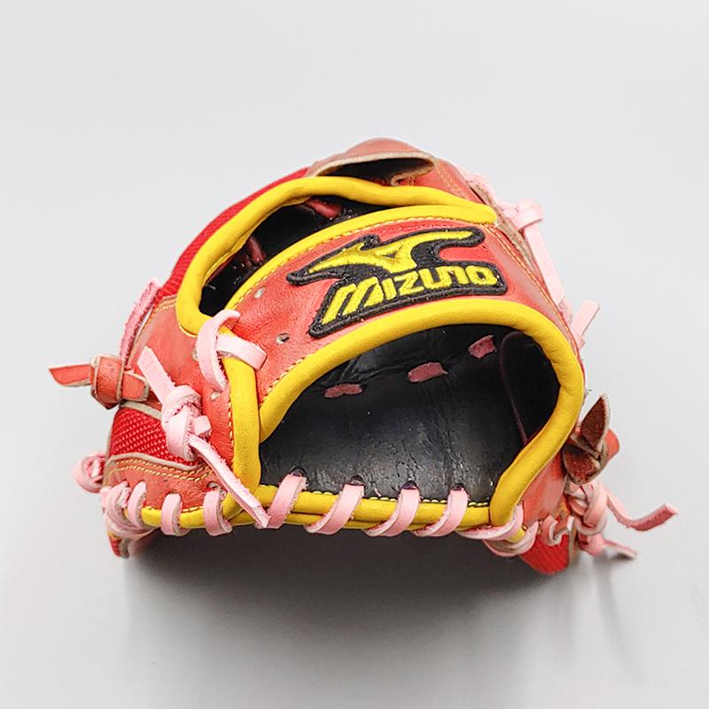 MIZUNO 【デザインリメイク済み】 ミズノ 軟式グローブ / 投手用 MIZUNO 【デザインリメイク済み】 ミズノ 軟式グローブ / 投手用