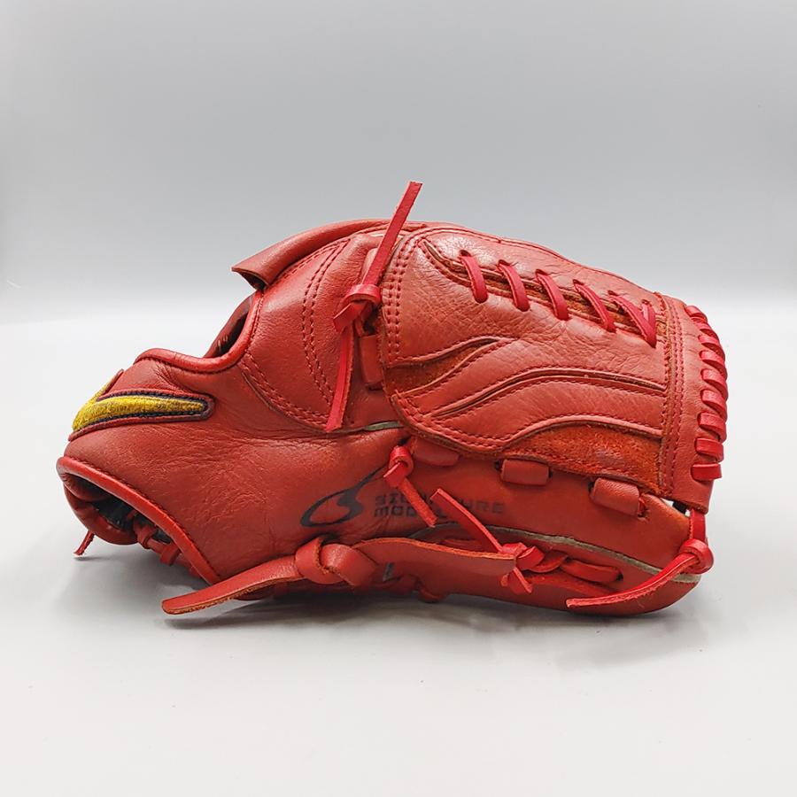 NIKE（ナイキ） 【全紐交換済み】 少年軟式グローブ / 投手用 型付け