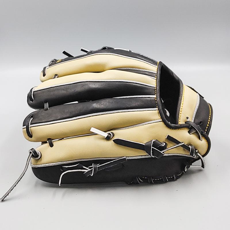 新品】 ゼット 軟式グローブ / 内野手用 [TW84]