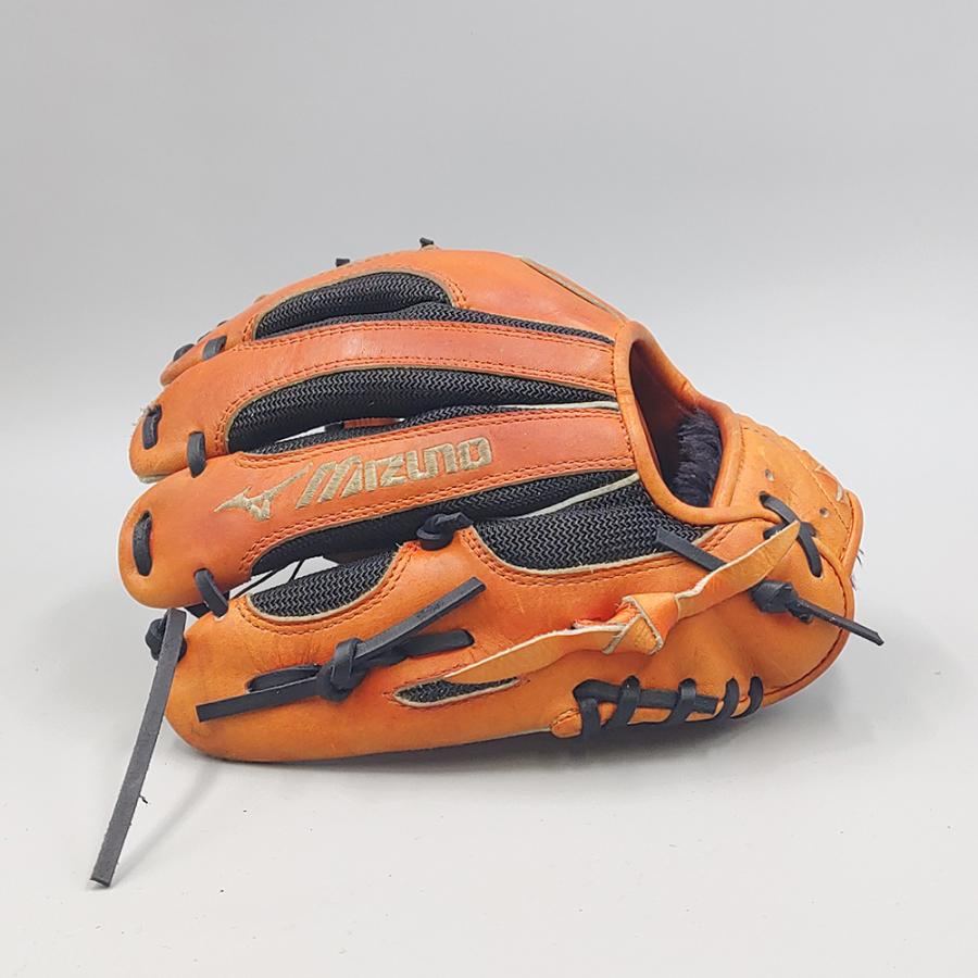MIZUNO（ミズノ） 【全紐交換済み 】 軟式グローブ / 内野手用 型付け