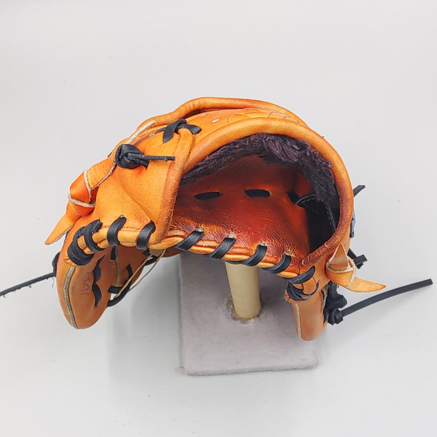 MIZUNO（ミズノ） 【全紐交換済み 】 軟式グローブ / 内野手用 型付け