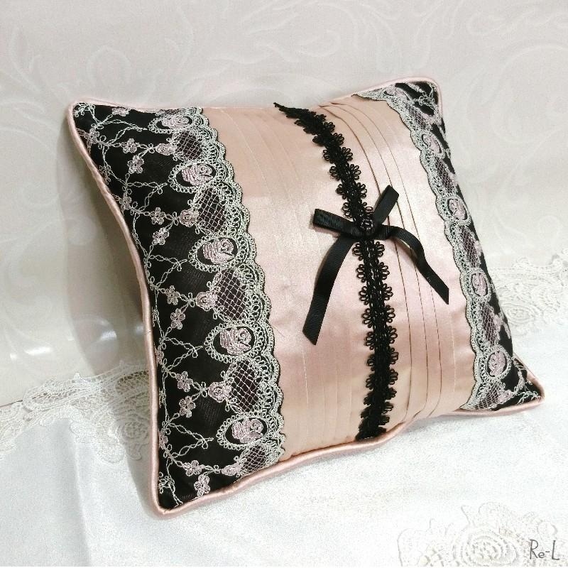 ミニクッション クッションカバー 中身付き ブラックレースシリーズ Rewk11q1 リエルショップ 通販 Yahoo ショッピング