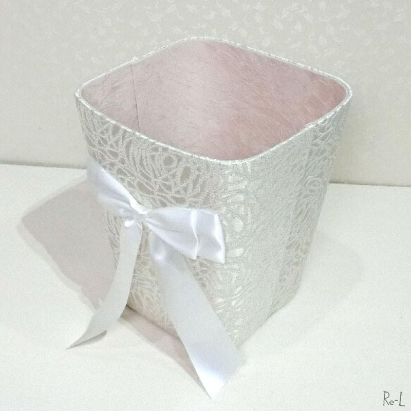 アクアフラワー スクエア小物入れ 収納ケース ダストボックスリボン パールホワイトローズre リエルショップ 通販 Yahoo ショッピング