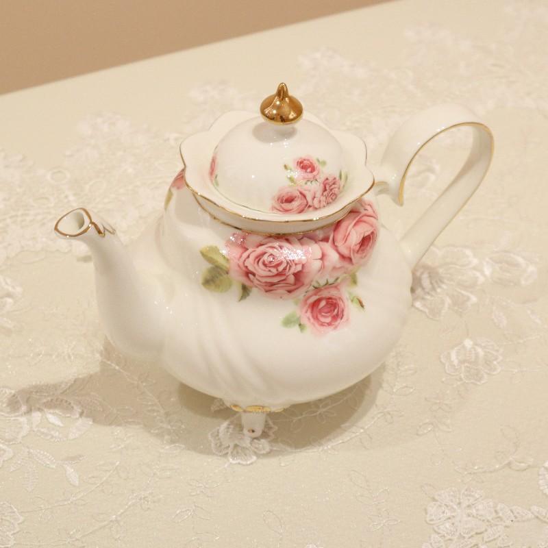 ローズオブローゼス 脚付きティーポット カフェポット ティーポット 脚付き 薔薇 花柄 ローズ 急須 Regc 081 リエルショップ 通販 Yahoo ショッピング