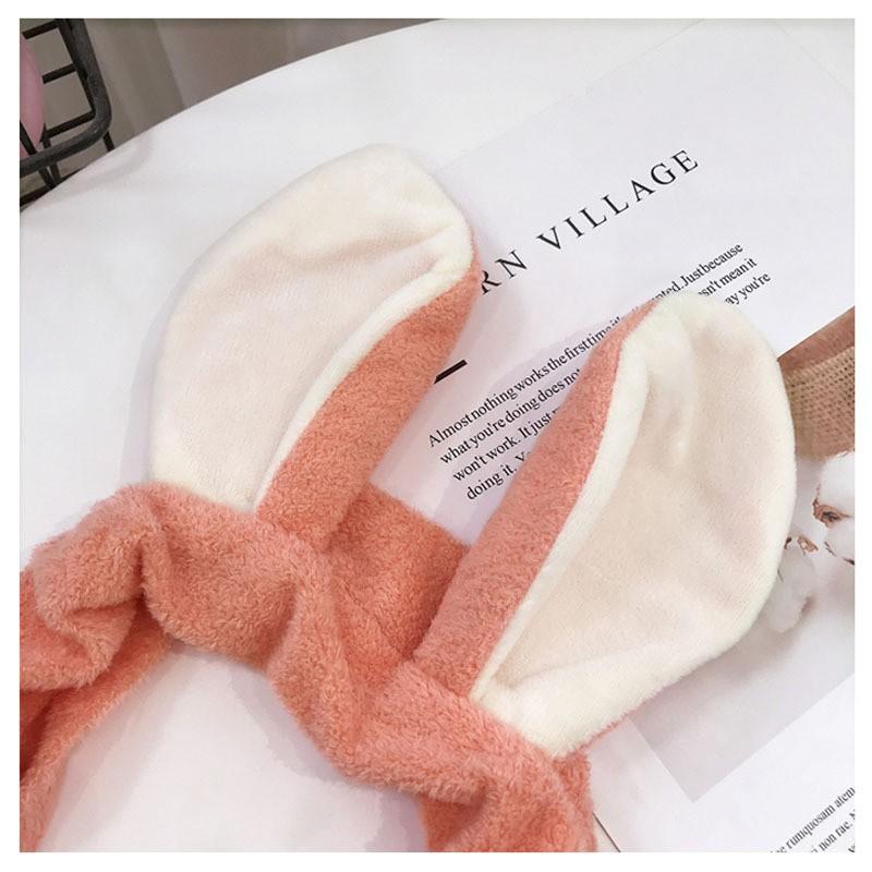 ウサギデザイン ヘアバンド ピンク ウサギ耳付きピンクヘアバンド - メルカリ