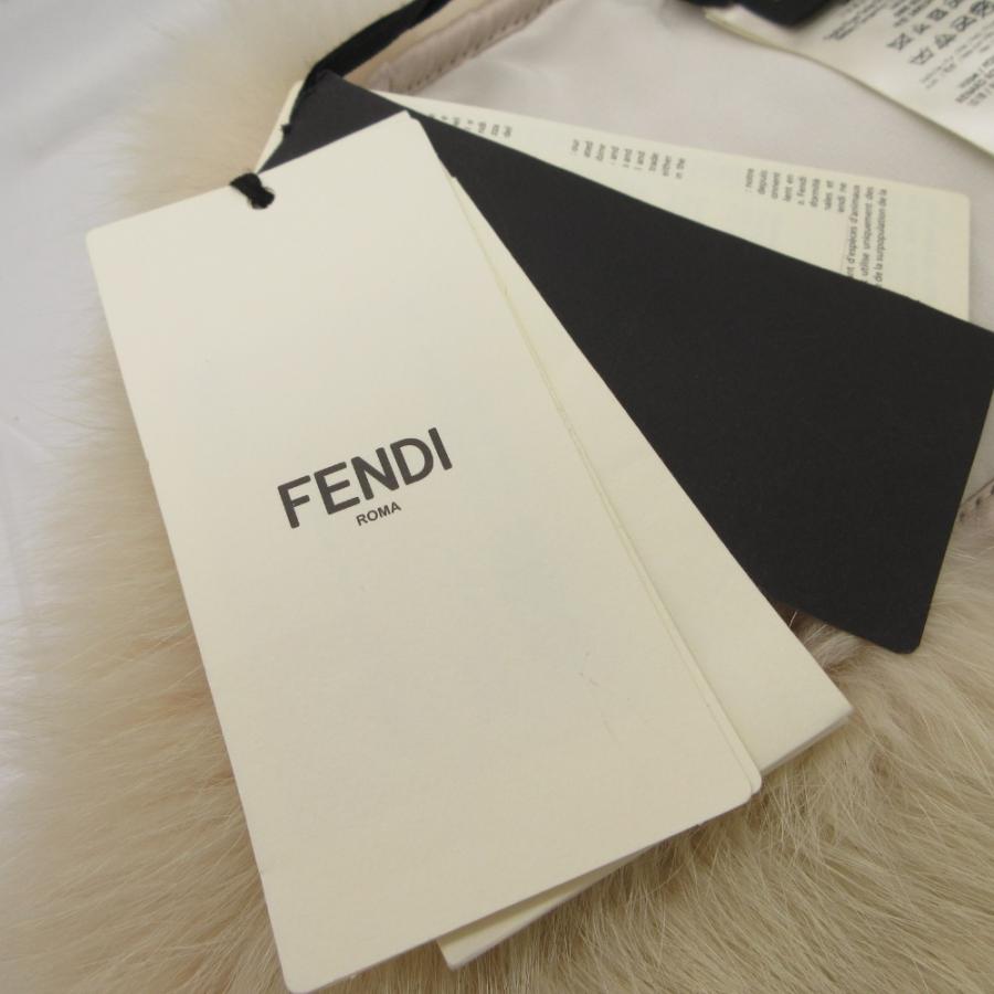 新品同様 FENDI フェンディ マフラー フォックスファー ズッカ柄バックル 134×16cm ホワイト レディース