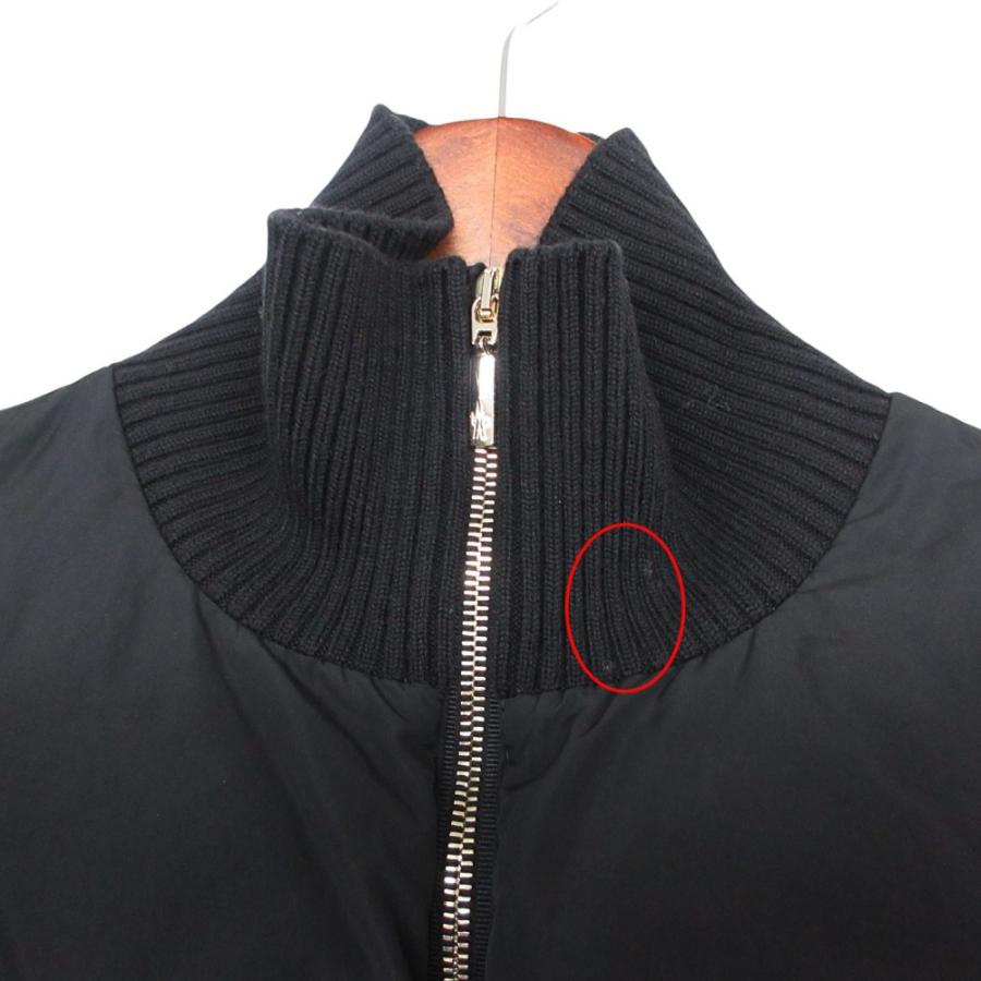 MONCLER モンクレール ダウンジャケット ZOE ジップアップ ブルゾン アウター ショート丈 トロピカル柄 裏地 ブラック 2【M】 レディース 【中古】