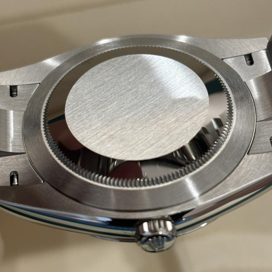 オイスター パーペチュアル Ω新品未使用！国内最安値！廃盤！【ROLEX