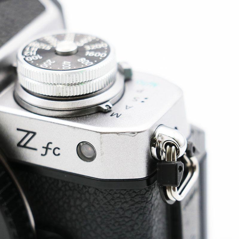 【シャッター数　0回】Nikon Z fc ミラーレス一眼カメラ 本体　未使用 Nikon Z fc ミラーレスカメラ 本体と付属品 Nikon Z fc ミラー