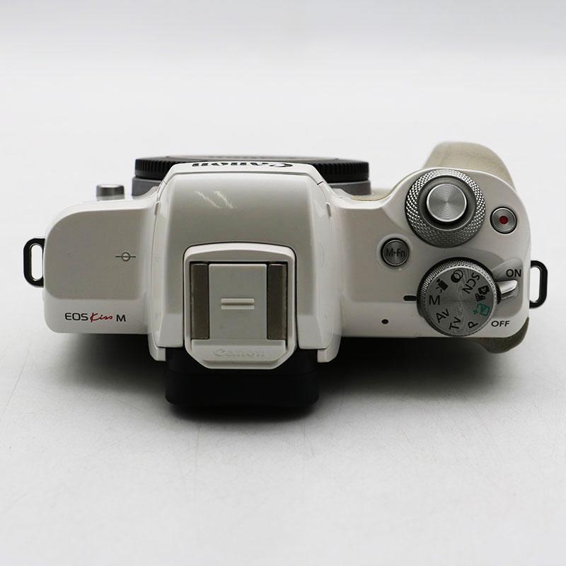 キヤノン Canon キャノン EOS Kiss M（ホワイト）・EF-M15-45 IS