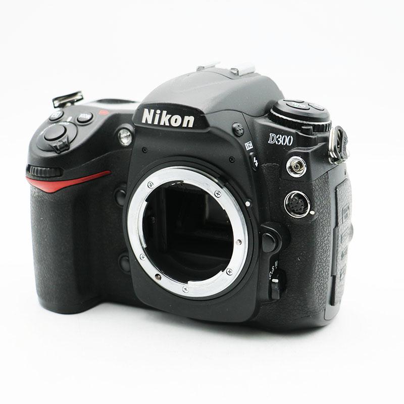 美品　Nikon D300 レンズキット ニコン（Nikon） 中古 1年保証 美品 Nikon D300 AF-S 18-70mm G